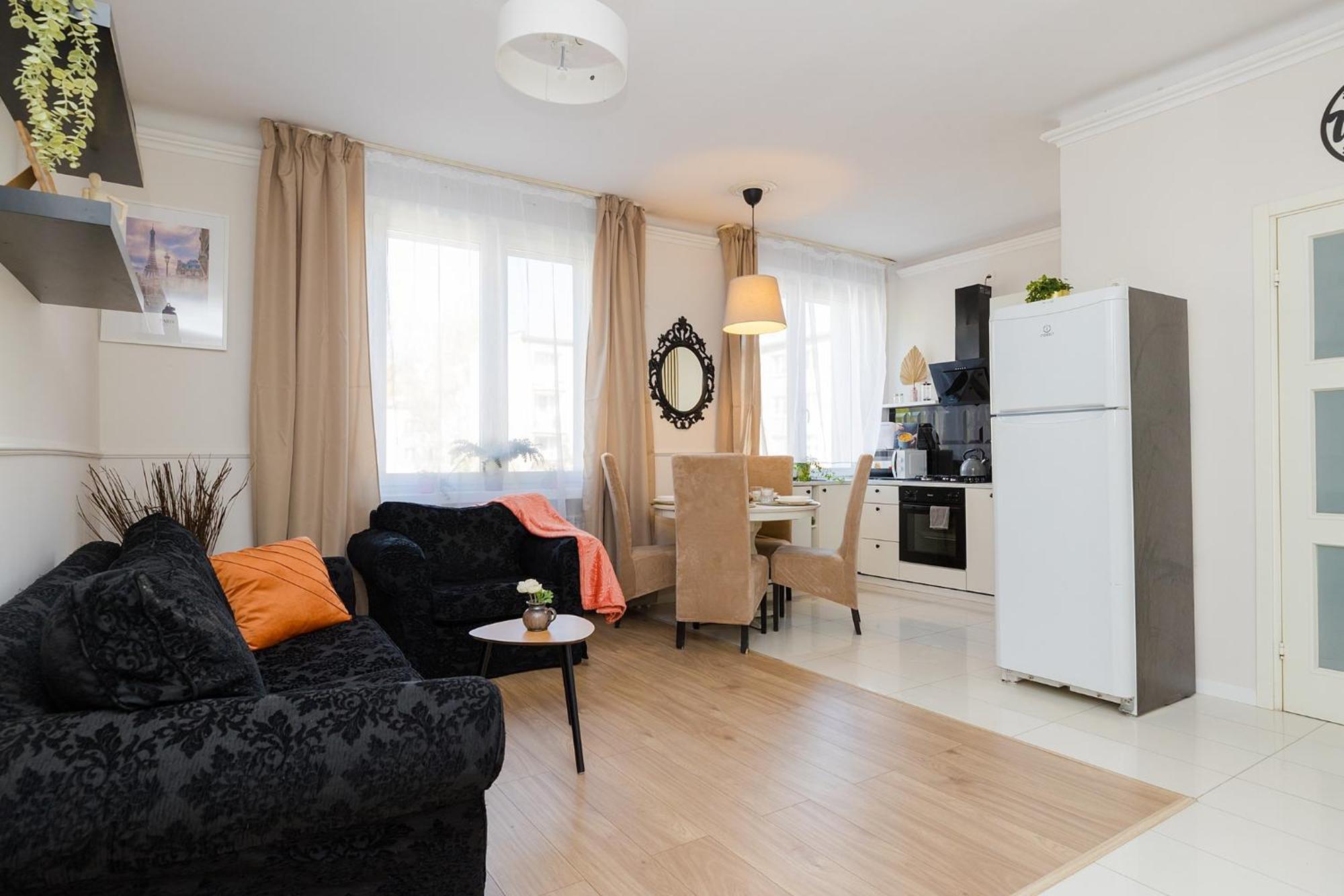 Superapart Grochowska 136, Very Close To The Mon Hospital On Saszerow Street Varşovia Exterior foto